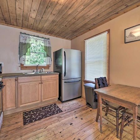 Pet-Friendly Cottage With Fire Pit - 3 Mi To Siu! Карбондейл Екстер'єр фото